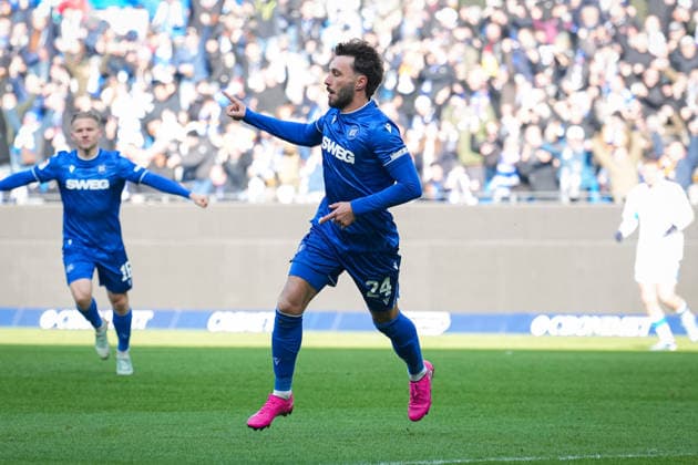 Germany, Football, 2 Bundesliga, Season 2025 2026, Karlsruher SC vs Herta BSC BBBank Wildpark Karlsruhe Fabian Schleusener Karlsruher SC, 24 Goal, Goal celebration, Karlsruhe BBBank Wildpark Baden Württemberg Germany Copyright: xFINLEYxMÖRCHx