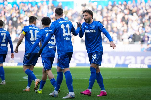 Germany, Football, 2 Bundesliga, Season 2025 2026, Karlsruher SC vs Herta BSC BBBank Wildpark Karlsruhe Fabian Schleusener Karlsruher SC, 24 Goal, Goal celebration, Karlsruhe BBBank Wildpark Baden Württemberg Germany Copyright: xFINLEYxMÖRCHx