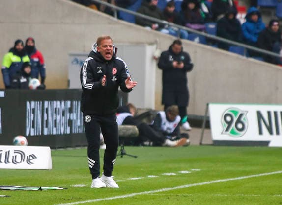 Germany Soccer 2 Bundesliga 2025 26, 19 Matchday Hannover 96 Fortuna Düsseldorf Heinz von Heiden Arena Stadion Hannover Markus Anfang Coach Fortuna Düsseldorf Hannover Copyright: xAymanxAlahmedx