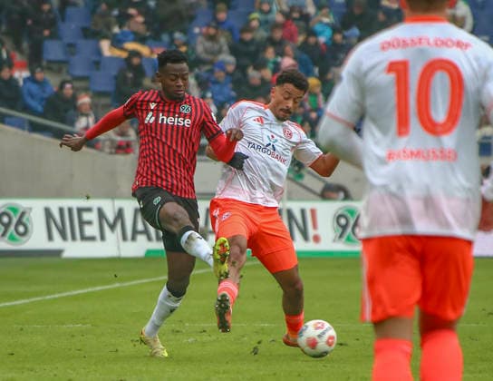 Germany Soccer 2 Bundesliga 2025 26, 19 Matchday Hannover 96 Fortuna Düsseldorf Heinz von Heiden Arena Stadion Hannover Mustapha Bundu Hannover 96, 7 Emmanuel Iyoha Fortuna Düsseldorf, 19 Hannover Copyright: xAymanxAlahmedx