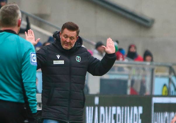 Germany Soccer 2 Bundesliga 2025 26, 19 Matchday Hannover 96 Fortuna Düsseldorf Heinz von Heiden Arena Stadion Hannover Christian Titz Coach, Hannover 96 Hannover Copyright: xAymanxAlahmedx
