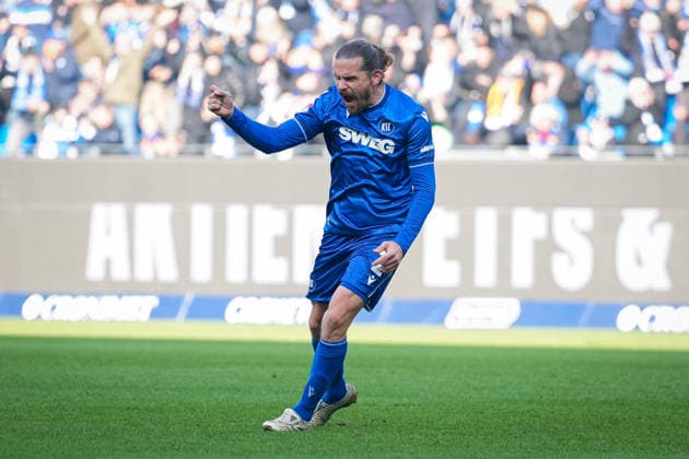 Germany, Football, 2 Bundesliga, Season 2025 2026, Karlsruher SC vs Herta BSC BBBank Wildpark Karlsruhe Sebastian Jung Karlsruher SC, 2 Goal, Cheering, Karlsruhe BBBank Wildpark Baden Württemberg Germany Copyright: xFINLEYxMÖRCHx