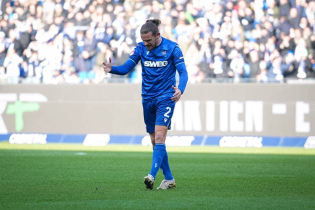 Germany, Football, 2 Bundesliga, Season 2025 2026, Karlsruher SC vs Herta BSC BBBank Wildpark Karlsruhe Sebastian Jung Karlsruher SC, 2 Goal, Cheering, Karlsruhe BBBank Wildpark Baden Württemberg Germany Copyright: xFINLEYxMÖRCHx