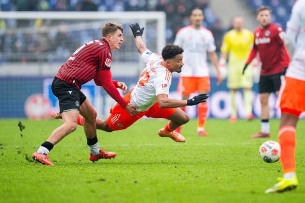 24 01 2026 Soccer, 2025 2026, 2 Bundesliga, Matchday 19, Hannover 96 Fortuna Düsseldorf L R Maik Nawrocki Hannover , Emmanuel Iyoha Düsseldorf DFL REGULATIONS PROHIBIT ANY USE OF PHOTOGRAPHS AS IMAGE SEQUENCES AND OR QUASI VIDEO