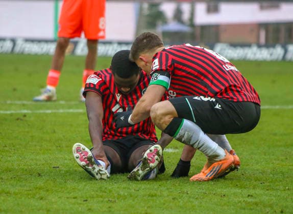 Germany Soccer 2 Bundesliga 2025 26, 19 Matchday Hannover 96 Fortuna Düsseldorf Heinz von Heiden Arena Stadion Hannover Noël Así ko Noel Aseko Hannover 96, 15 Enzo Leopold Hannover 96, 8 Hannover Copyright: xAymanxAlahmedx