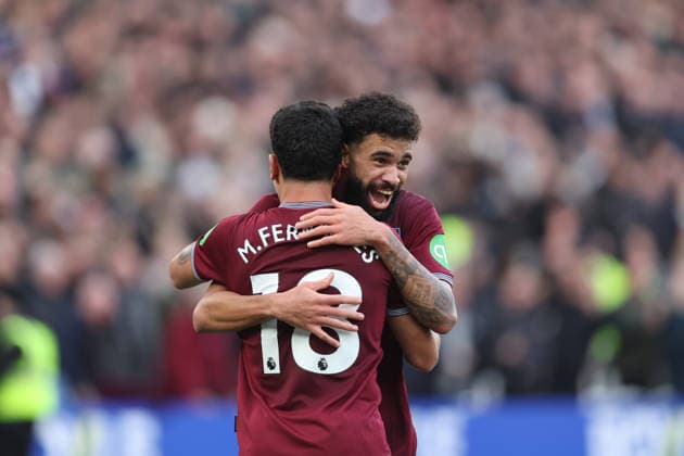 24th January 2026; London Stadium, London, England; Premier League Football, West Ham United versus Sunderland; Mateus Fernandes of West Ham United celebrates his goal in the 43rd minute for 3-0  KatiexChan Content restricted for UK based newspaper