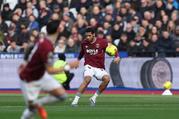 24th January 2026; London Stadium, London, England; Premier League Football, West Ham United versus Sunderland; Jean-Clair Todibo of West Ham United passes the ball  KatiexChan Content restricted for UK based newspaper