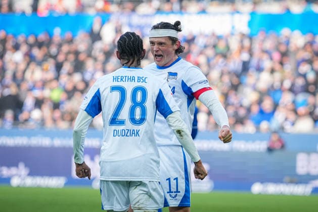 Germany, Soccer, 2 Bundesliga, Season 2025 2026, Karlsruher SC vs Herta BSC BBBank Wildpark Karlsruhe Jeremy Dudziak Hertha BSC, 28 Goal, Cheering, Karlsruhe BBBank Wildpark Baden Württemberg Germany Copyright: xFINLEYxMÖRCHx