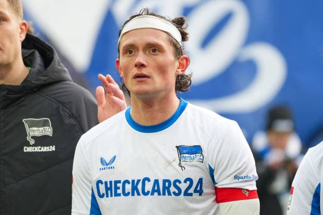 Soccer 2 Bundesliga, Matchday 19, Karlsruher SC Hertha BSC on 24 01 2026 in Karlsruhe BBBank Wildpark , Germany, Season 2025 2026 DFB DFL REGULATIONS PROHIBIT ANY USE OF PHOTOGRAPHS as IMAGE SEQUENCES and or QUASI VIDEO In focus Fabian Reese 11, BSC Karlsruhe BBBank Wildpark Germany Copyright: xChristophxKinzingerx