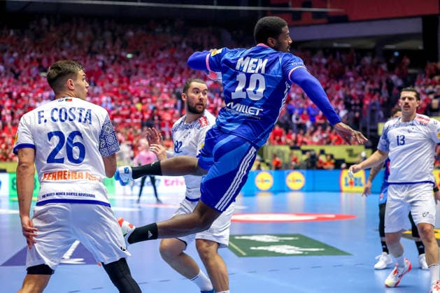 24 01 2026, Handball, Men s EHF EURO 2026, France Portugal, Jyske Bank Boxen in Herning, Denmark, Main Round Dika Mem France 10 Denmark