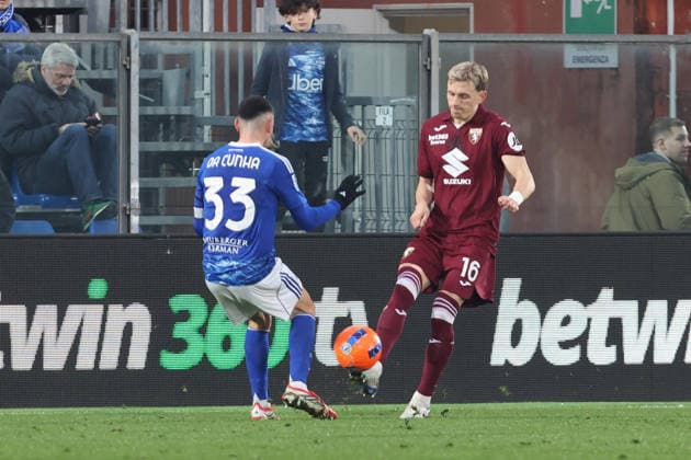 ComoÕs TorinoÕs Marcus Pedersen during the Serie A soccer match between Como and Torino at the Giuseppe Sinigaglia stadium in Como, north Italy - January 24, 2026 - Soccer.  Copyright: xAntonioxSaiai LaPressex