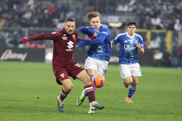ComoÕs Torino s Nikola Vlasic during the Serie A soccer match between Como and Torino at the Giuseppe Sinigaglia stadium in Como, north Italy - January 24, 2026 - Soccer.  Copyright: xAntonioxSaiai LaPressex