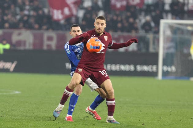 ComoÕs TorinoÕs Nikola Vlasic during the Serie A soccer match between Como and Torino at the Giuseppe Sinigaglia stadium in Como, north Italy - January 24, 2026 - Soccer.  Copyright: xAntonioxSaiai LaPressex