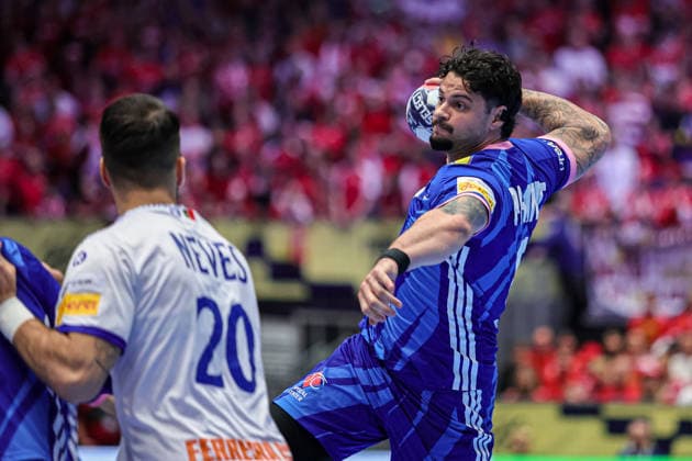 8Prandi, Elohim in action Match between FRANCE VS PORTUGAL valid for Men s EHF EURO 2026 at Jyske Bank Boxen in Herning on 24 January 2026. Herning Jyske Bank Boxen Herning Denmark Copyright: xIMAGOx xPRIMExSPORTSxIMAGESx xANGELOxMOREIRAx