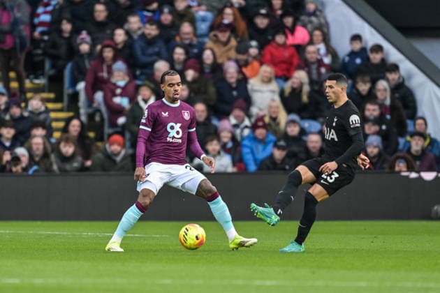 24th January 2026; Turf Moor, Burnley, Lancashire, England; Premier League Football, Burnley versus Tottenham Hotspur; Pedro Porro of Tottenham Hotspur passes the ball  LeexDurkin Content restricted for UK based newspaper
