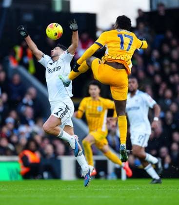 Raul Jimenez of Fulham battles with Carlos Baleba of Brighton Fulham v Brighton and Hove Albion, Premier League, Football, Craven Cottage, London, UK - 24 Jan 2026London Craven Cottage United Kingdom EDITORIAL USE ONLY No use with unauthorised audio, video, data, fixture lists, club league logos or live services. Online in-match use limited to 120 images, no video emulation. No use in betting, games or single club league player publications.  Copyright: xJavierxGarcia Shutterstockx 16425974aw