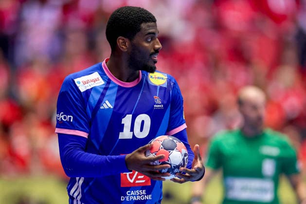 24 01 2026, Handball, Men s EHF EURO 2026, France Portugal, Jyske Bank Boxen in Herning, Denmark, Main Round Dika Mem France 10 Denmark