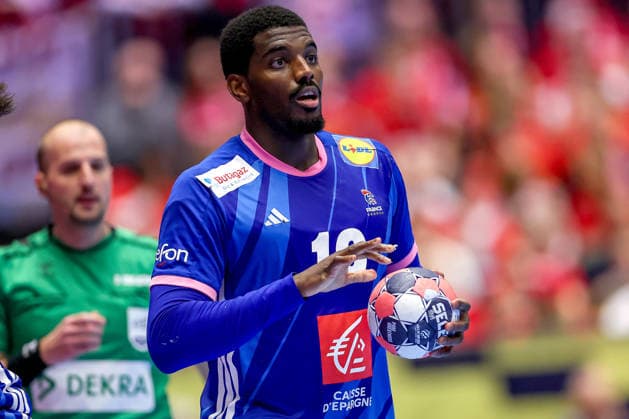 24 01 2026, Handball, Men s EHF EURO 2026, France Portugal, Jyske Bank Boxen in Herning, Denmark, Main Round Dika Mem France 10 Denmark