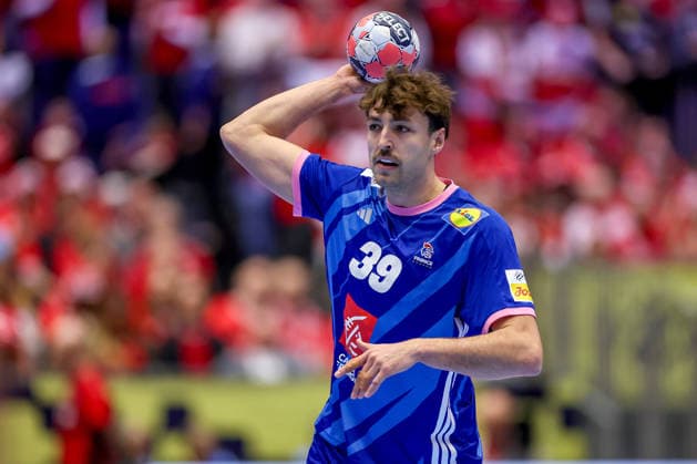 24 01 2026, Handball, Men s EHF EURO 2026, France Portugal, Jyske Bank Boxen in Herning, Denmark, Main Round Thibaud Briet France 39 Denmark