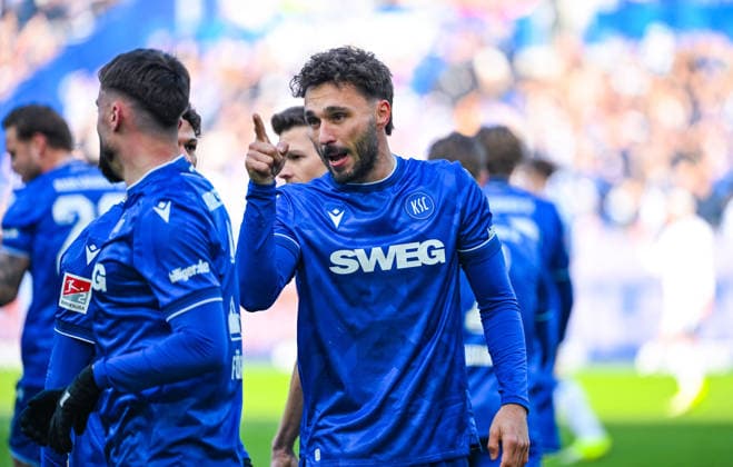 Fabian Schleusener Karlsruher SC gestures during the 2 Bundesliga match between Karlsruher SC and Hertha BSC at BBBank Wildpark on January 24, 2026 in Karlsruhe, Germany Photo by Silas Schüller DeFodi Images Fabian Schleusener Karlsruher SC gestures during the 2 Bundesliga match between Karlsruher SC and Hertha BSC at BBBank Wildpark on January 24, 2026 in Karlsruhe, Germany Photo by Silas Schüller DeFodi Images DFB DFL REGULATIONS PROHIBIT ANY USE OF PHOTOGRAPHS AS IMAGE SEQUENCES AND OR QUASI VIDEO Photo by Silas Schueller DeFodi Images