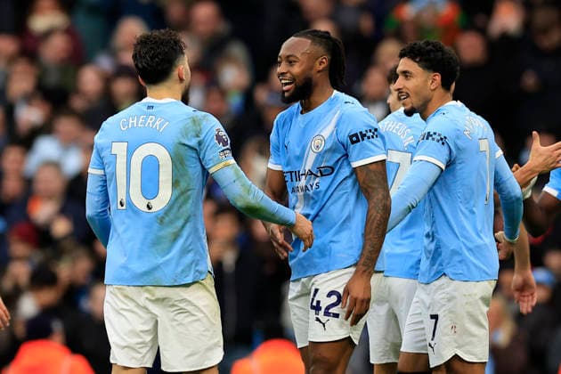 Manchester City v Wolverhampton Wanderers, Premier League Antione Semenyo (42) of Manchester City celebrates scoring to make it 2-0 during the Premier League match between Manchester City and Wolverhampton Wanderers at the Etihad Stadium, Manchester, UK on 24 January 2026. Manchester Etihad Stadium Manchester UK Editorial use only DataCo restrictions apply See www.football-dataco.com , Copyright: xConorxMolloyx PSI-23610-0027