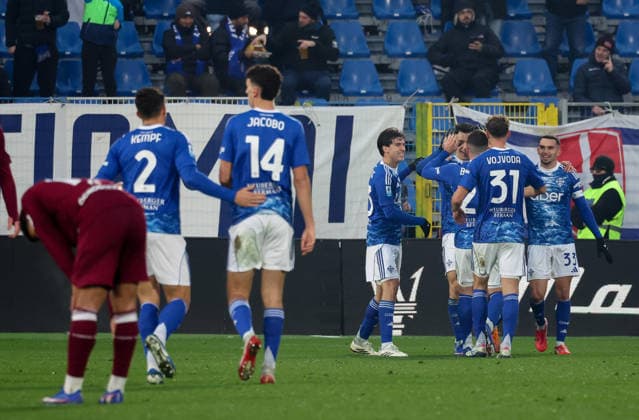 January 24, 2026, Como: Como 1907 s players celebrates after a goal during the Italian Serie A soccer match Como 1907 vs Torino FC at Giuseppe Sinigaglia stadium in Como, Italy, 24 January 2026,. ANSA ROBERTO BREGANI Serie A - Como 1907 Vs Torino FC  - ZUMAa110 20260124_zaf_a110_011 Copyright: xRobertoxBreganix