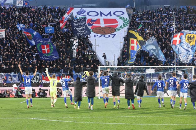 ComoÕs under the Como supporters during the Serie A soccer match between Como and Torino at the Giuseppe Sinigaglia stadium in Como, north Italy - January 24, 2026 - Soccer.  Copyright: xAntonioxSaiai LaPressex