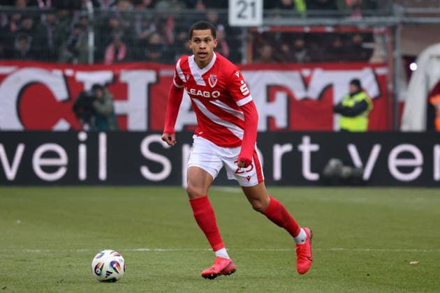 Football, 1. BL, SC Paderborn signs Nyamekye Awortwie-Grant from FC Energie Cottbus - Archive