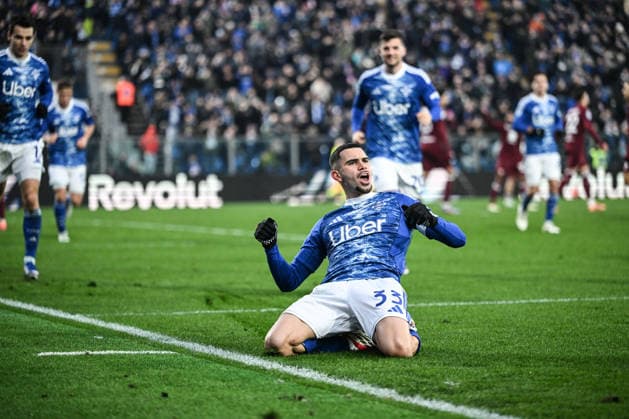 Lucas da Cunha of Calcio Como celebrating after a goal during the Italian Serie A football match between Calcio Como and Torino FC on January 24, 2026 at the Giuseppe Senigallia stadium in Como, Italy Photo Tiziano Ballabio  Copyright: xTizianoxBallabio IPAxSportx xipa-agency.netx xx IPA_70499756 IPA_Agency_IPA70499756