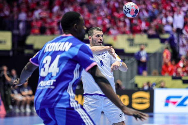 14Silva, Rui in action Match between FRANCE VS PORTUGAL valid for Men s EHF EURO 2026 at Jyske Bank Boxen in Herning on 24 January 2026. Herning Jyske Bank Boxen Herning Denmark Copyright: xIMAGOx xPRIMExSPORTSxIMAGESx xANGELOxMOREIRAx