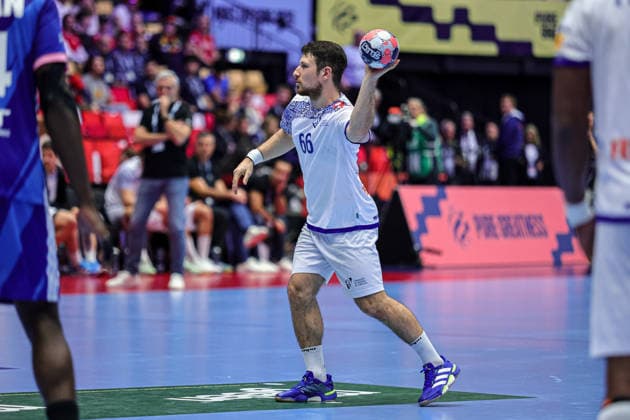 66Gomes, Joao in action Match between FRANCE VS PORTUGAL valid for Men s EHF EURO 2026 at Jyske Bank Boxen in Herning on 24 January 2026. Herning Jyske Bank Boxen Herning Denmark Copyright: xIMAGOx xPRIMExSPORTSxIMAGESx xANGELOxMOREIRAx