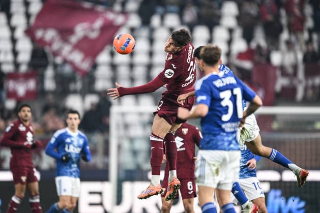 Como 1907 v Torino FC - Serie A Cesare Casadei of Torino FC is in action during the Italian Serie A football match between Calcio Como and Torino FC at the Giuseppe Senigallia stadium in Como, Italy, on January 24, 2026. Como Italy  Copyright: xTizianoxBallabiox originalFilename:ballabio-calcioco260124_nppqY.jpg