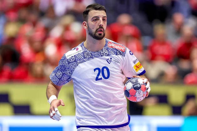 24 01 2026, Handball, Men s EHF EURO 2026, France Portugal, Jyske Bank Boxing in Herning, Denmark, Main Round Miguel Jose Soares Neves Portugal 20 disappointed disappointment Denmark