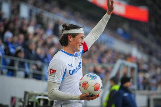 Germany, Football, 2 Bundesliga, Season 2025 2026, Karlsruher SC vs Herta BSC BBBank Wildpark Karlsruhe Fabian Reese Hertha BSC, 11 Karlsruhe BBBank Wildpark Baden Württemberg Germany Copyright: xFINLEYxMÖRCHx
