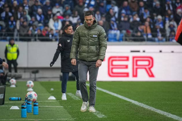 Germany, Soccer, 2 Bundesliga, Season 2025 2026, Karlsruher SC vs Herta BSC BBBank Wildpark Karlsruhe Christian Eichner Karlsruher SC, Coach Karlsruhe BBBank Wildpark Baden Württemberg Germany Copyright: xFINLEYxMÖRCHx