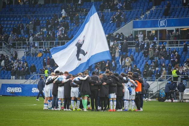 Germany, Football, 2 Bundesliga, Season 2025 2026, Karlsruher SC vs Herta BSC BBBank Wildpark Karlsruhe Team, Karlsruhe BBBank Wildpark Baden Württemberg Germany Copyright: xFINLEYxMÖRCHx