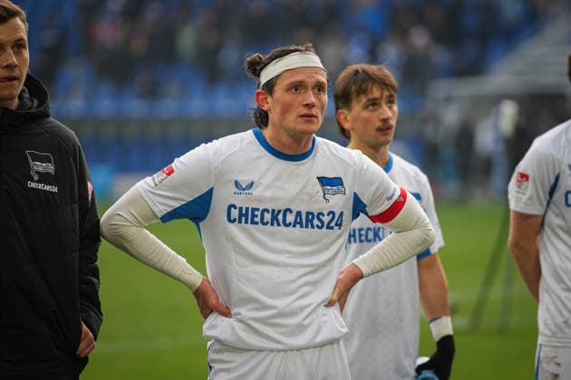 Germany, Football, 2 Bundesliga, Season 2025 2026, Karlsruher SC vs Herta BSC BBBank Wildpark Karlsruhe Fabian Reese Hertha BSC, 11 Karlsruhe BBBank Wildpark Baden Württemberg Germany Copyright: xFINLEYxMÖRCHx