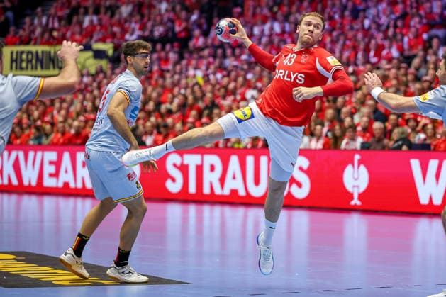 24 01 2026, Handball, Men s EHF EURO 2026, Denmark Spain, Jyske Bank Boxen in Herning, Denmark, Main Round Simon Bogetoft Pytlick Denmark 43 throws on goal Denmark