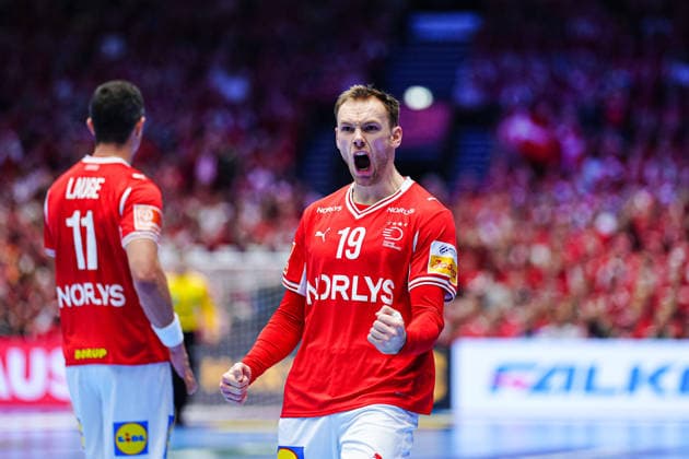Goal celebration Mathias Gidsel Denmark, 19 DEN, Spain vs Denmark, Handball, EHF European Championship 2026, Main Round, Matchday 2, 24 01 2026 DEN, Spain vs Denmark, Handball, EHF European Championship 2026, Main Round, Matchday 2, 24 01 2026 Herning Copyright: xEibner-Pressefoto MarcelxvonxFehrnx EP_MFN