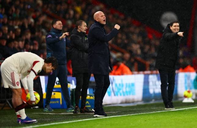 Liverpool Manager Arne Slot. AFC Bournemouth v Liverpool, Premier League, Football, Vitality Stadium, Bournemouth, UK - 24 Jan 2026Bournemouth Vitality Stadium United Kingdom EDITORIAL USE ONLY No use with unauthorised audio, video, data, fixture lists, club league logos or live services. Online in-match use limited to 120 images, no video emulation. No use in betting, games or single club league player publications.  Copyright: xJamesxMarsh Shutterstockx 16426007al