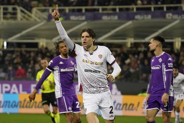 Cagliari™s Marco Palestra celebrates after scoring the goal of 0-2 during the Serie A soccer match between Fiorentina and Cagliari at the Artemio Franchi stadium in Florence, center of Italy - Saturday , January 24, 2026. - Soccer  Copyright: xMarcoxBucco LaxPressex