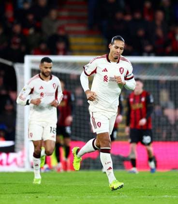 Virgil van Dijk of Liverpool celebrates scoring a goal after making the score 2-1. AFC Bournemouth v Liverpool, Premier League, Football, Vitality Stadium, Bournemouth, UK - 24 Jan 2026Bournemouth Vitality Stadium United Kingdom EDITORIAL USE ONLY No use with unauthorised audio, video, data, fixture lists, club league logos or live services. Online in-match use limited to 120 images, no video emulation. No use in betting, games or single club league player publications.  Copyright: xJamesxMarsh Shutterstockx 16426007bp