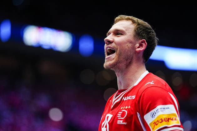Cheers Simon Pytlick Denmark, 43 DEN, Spain vs Denmark, Handball, EHF European Championship 2026, Main Round, Matchday 2, 24 01 2026 DEN, Spain vs Denmark, Handball, EHF European Championship 2026, Main Round, Matchday 2, 24 01 2026 Herning Copyright: xEibner-Pressefoto MarcelxvonxFehrnx EP_MFN