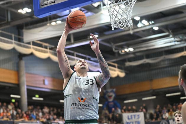 Maik Zirbes Trier, 33 , Syntainics MBC vs Vet Concept Gladiators Trier, Basketball, 1 Bundesliga, Men, 17 Matchday Main Round, Season 2025 26, 24 01 2026 Weißenfels Stadthalle Sachsen Anhalt Germany