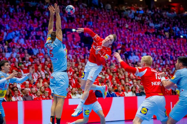 Handball European Championship 2026 Spain Denmark Herning, Denmark 20260124 Denmark s Lasse Andersson during the European Championship handball match between Spain and Denmark at the Boxen arena in Herning Photo Stian Lysberg Solum NTB Herning Denmark EDITORIAL USE ONLY RESTRICTED USE FOR BETTING COMPANIES  Copyright: xStianxLysbergxSolumx xNTBx