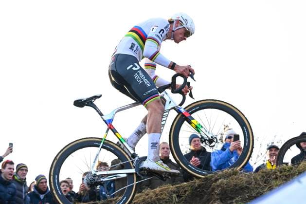 UCI Cyclocross World Cup 2025-2026 Maasmechelen MAASMECHELEN, BELGIUM - JANUARY 24 : Van Der Poel Mathieu (NED) of Alpecin-Premier Tech during the 11th leg of the Maasmechelen UCI Cyclocross World Cup 2025-2026 a cyclocross race for Men Elite on January 24, 2026 in Maasmechelen, Belgium, 24 01 2026 ( Maasmechelen Belgium  Copyright: xVincentxKalutx