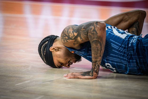 Neu Ulm, Germany, 24 01 26 Michael Weathers MLP Academics Heidelberg on the ground during the Basketball Bundesliga match between ratiopharm ulm vs MLP Academics Heidelberg at ratiopharm Arena on January 24, 2026 in Neu Ulm, Germany Photo by Harry Langer DeFodi Images ratiopharm Arena, Germany, 24 01 26 Michael Weathers MLP Academics Heidelberg on the ground during the Basketball Bundesliga match between ratiopharm ulm vs MLP Academics Heidelberg at Neu Ulm on January 24, 2026 in ratiopharm Arena, Germany Photo by Harry Langer DeFodi Images Photo by Harry Langer DeFodi Images