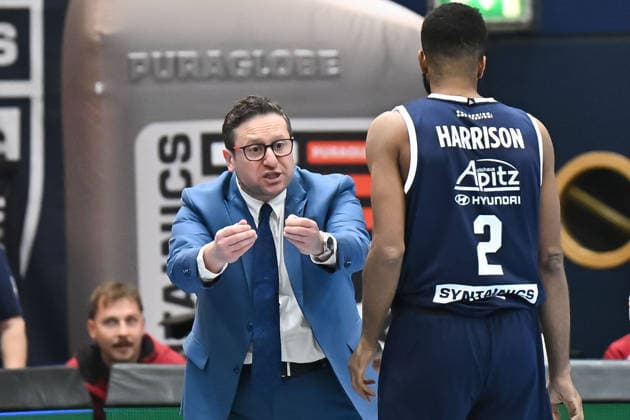 Marco Ramondino MBC, Head Coach , Andrew Harrison MBC, 2 , Syntainics MBC vs Vet Concept Gladiators Trier, Basketball, 1 Bundesliga, Men, 17 Matchday Main Round, Season 2025 26, 24 01 2026 Weißenfels Stadthalle Sachsen Anhalt Germany
