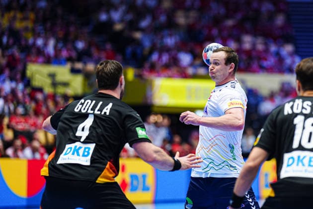 Johannes Golla Germany, 04 , Throw goal Sander Sagosen Norway, 05 DEN, Germany vs Norway, Handball, EHF European Championship 2026, Main Round, Matchday 2, 24 01 2026 DEN, Germany vs Norway, Handball, EHF European Championship 2026, Main Round, Matchday 2, 24 01 2026 Herning Copyright: xEibner-Pressefoto MarcelxvonxFehrnx EP_MFN