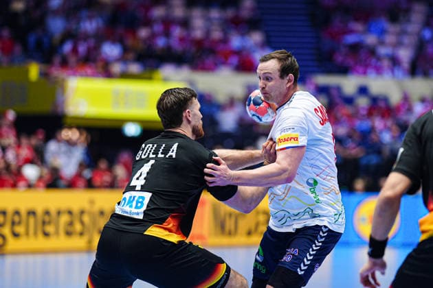 Johannes Golla Germany, 04 , Sander Sagosen Norway, 05 DEN, Germany vs Norway, Handball, EHF European Championship 2026, Main Round, Matchday 2, 24 01 2026 DEN, Germany vs Norway, Handball, EHF European Championship 2026, Main Round, Matchday 2, 24 01 2026 Herning Copyright: xEibner-Pressefoto MarcelxvonxFehrnx EP_MFN